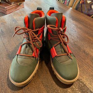 Green and orange Fitflop boot